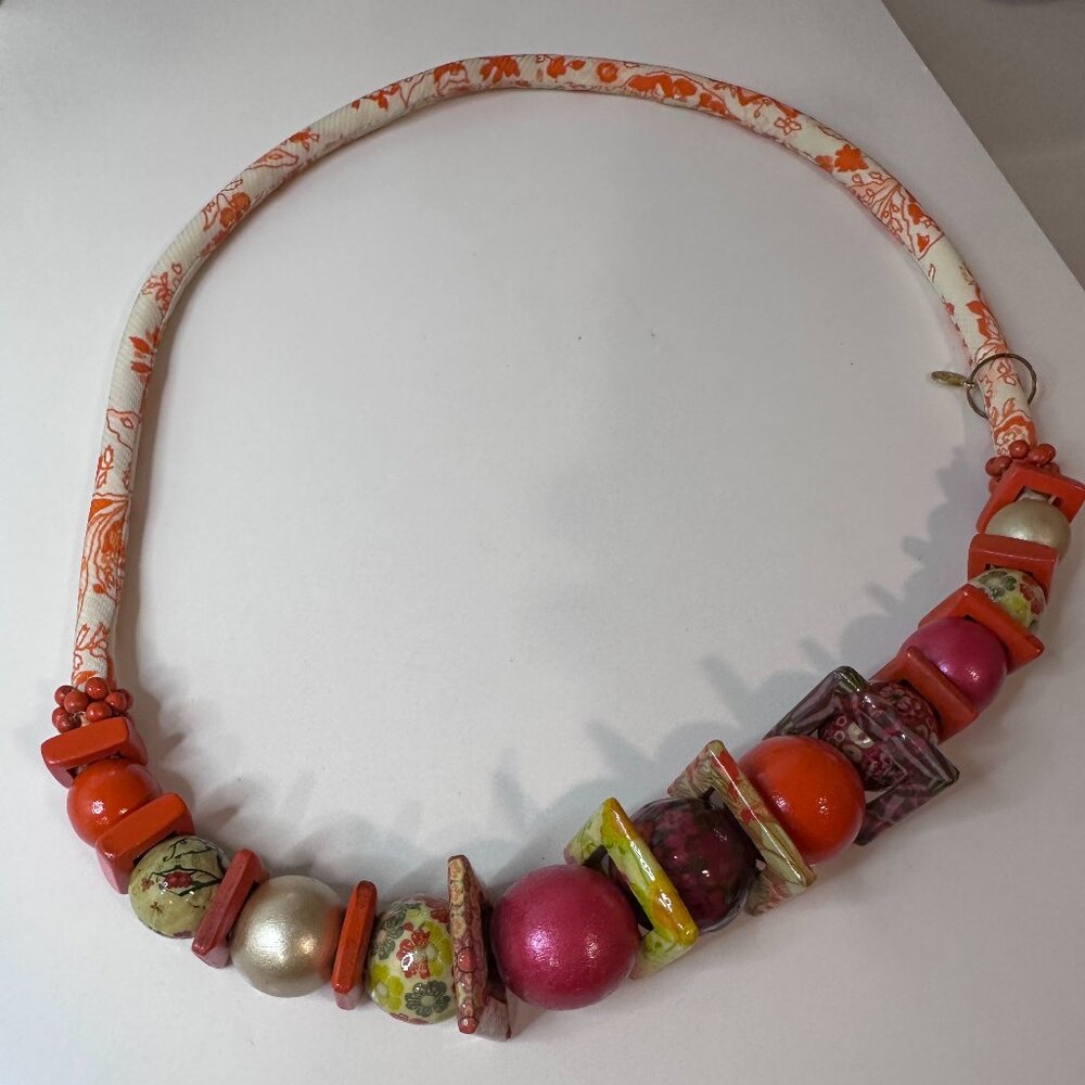 Italian Artisan Statement Necklace – Wood & Fabric Beads ✨